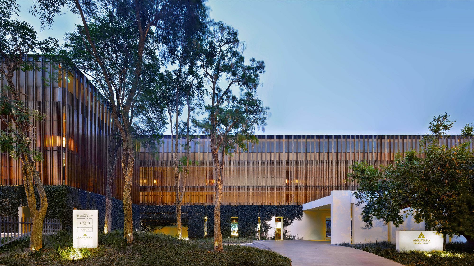Anantara Chiang Mai Serviced Suites Экстерьер фото