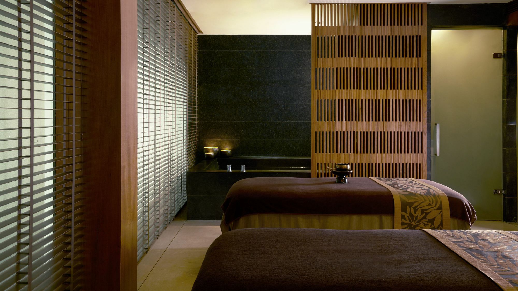 Anantara Chiang Mai Serviced Suites Экстерьер фото
