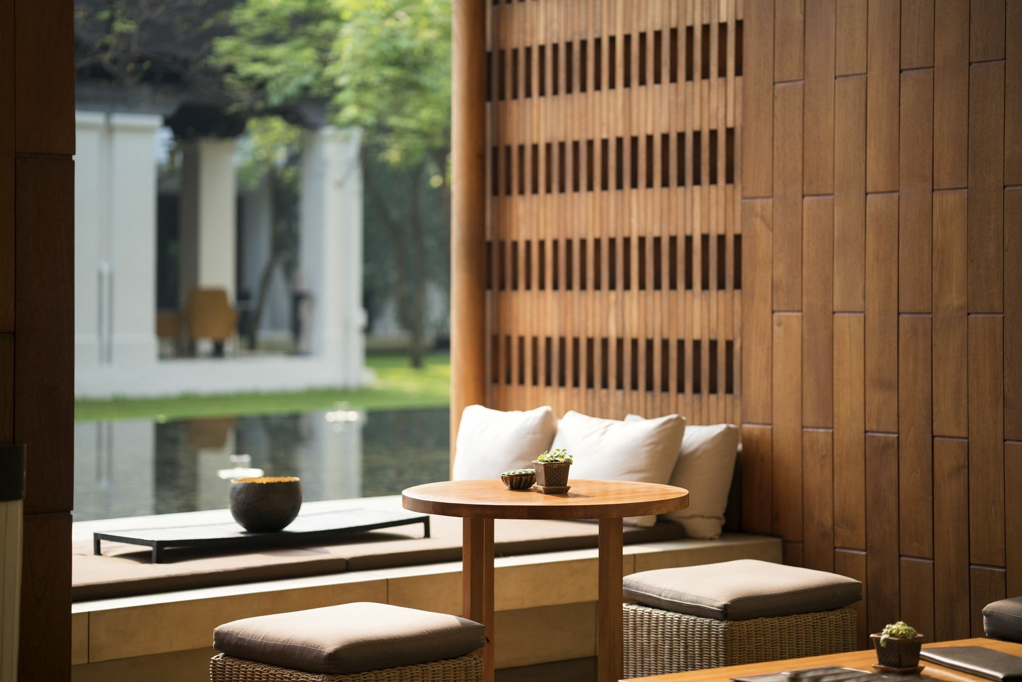 Anantara Chiang Mai Serviced Suites Экстерьер фото